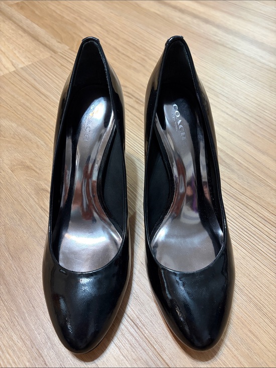 Coach Shoes - Coach Black Patent Leather Classic Pumps Heels Size 8.5B